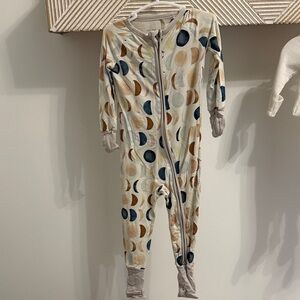 Little Sleepies- Moon Print